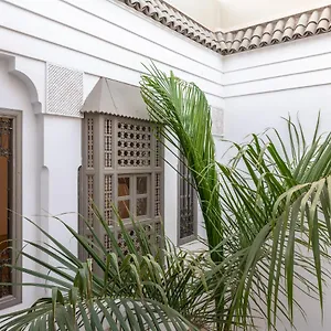 Riad Louhou Guest house